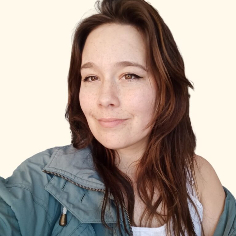 <b>Tamryn Gelderbloem,</b> Admin and Junior Graphic Designer |Groe Global